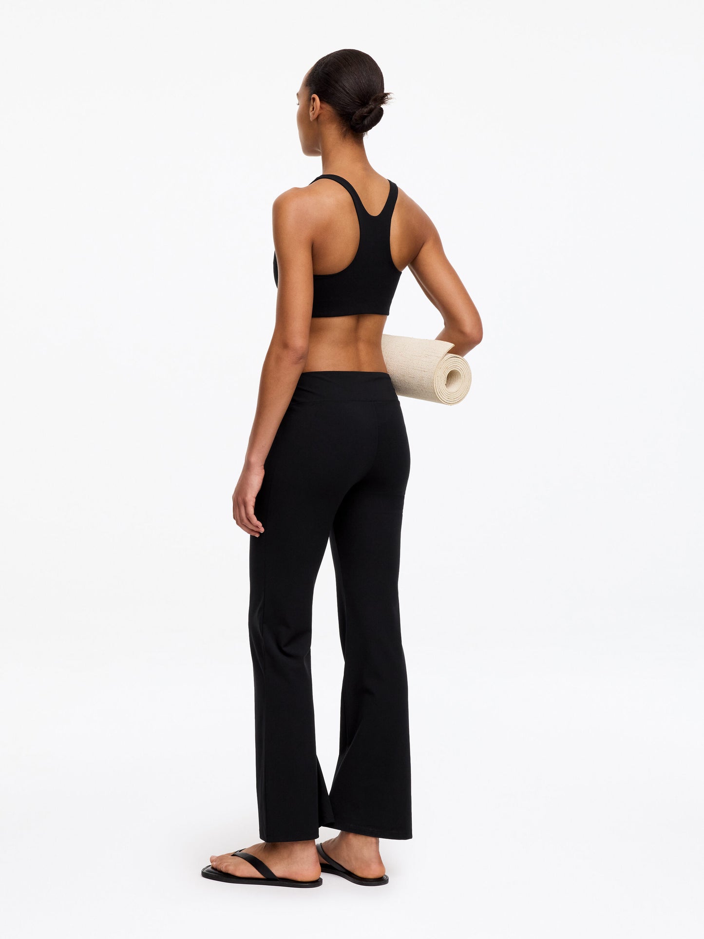Cropped Flared Leggings - Black - Image 3